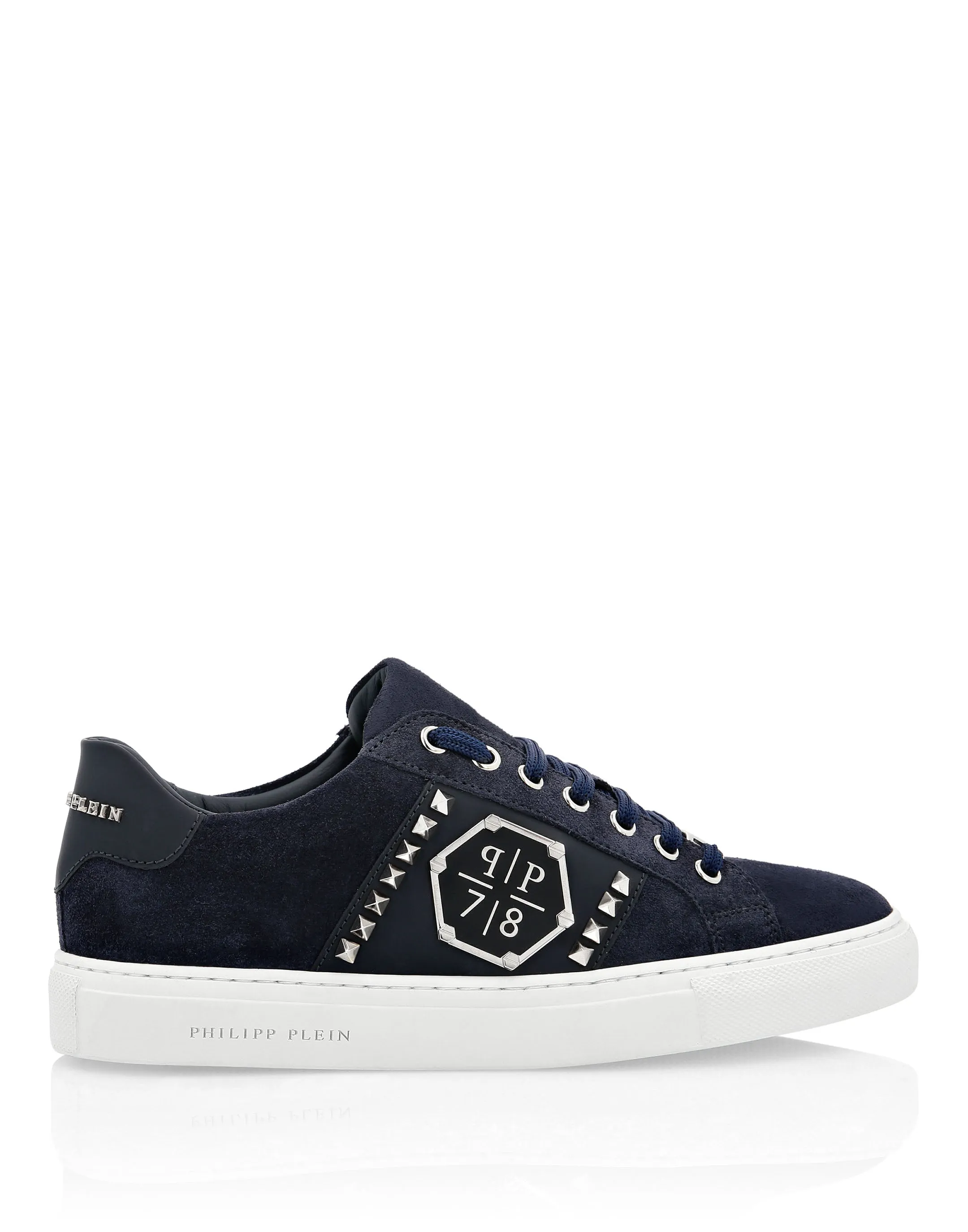 Lo-Top Sneakers
