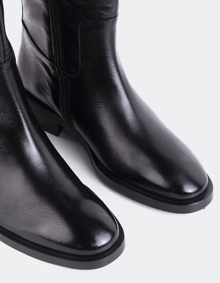 Moyle Black Leather