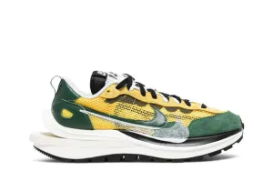 Nike Vaporwaffle sacai Tour Yellow Stadium Green