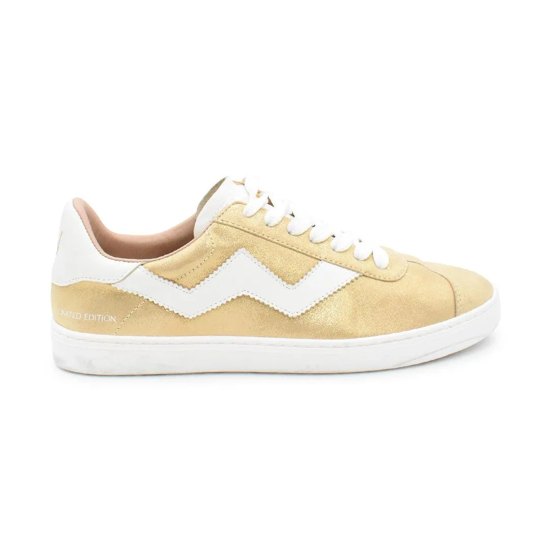 Stuart Weitzman 'Daryl' Sneakers - Women's 8
