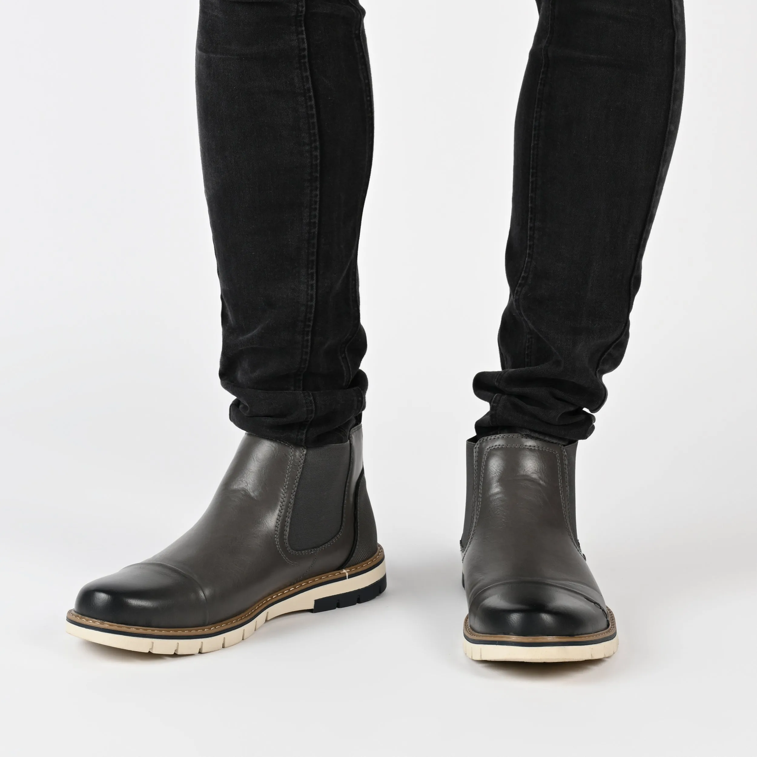 Vance Co. Waylon Pull-on Chelsea Boot