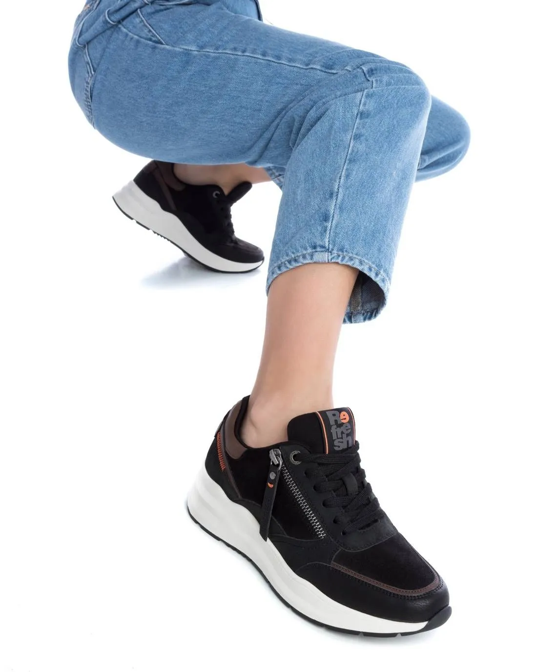 Women's Casual Sneakers By XTI