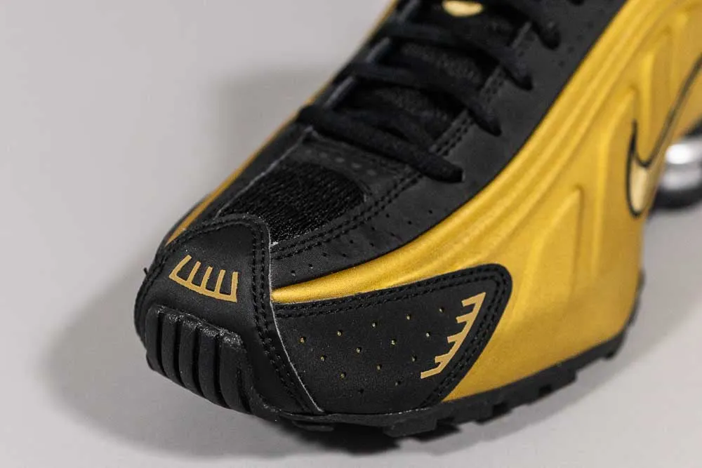 Women's Nike Shox R4 'Black and Metallic Gold'