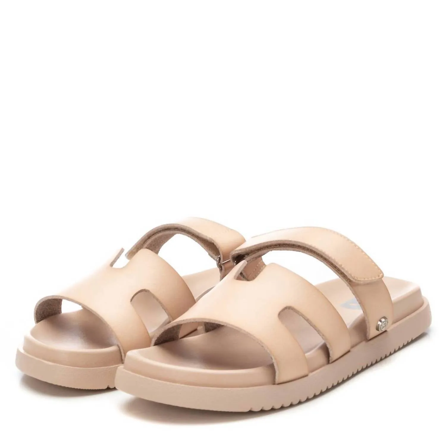 Women's Slippers In Beige