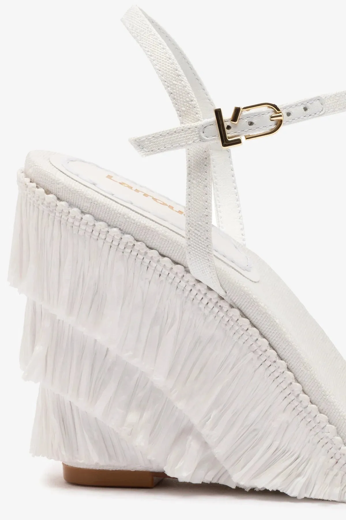 Yves Fringe Wedge In White Raffia