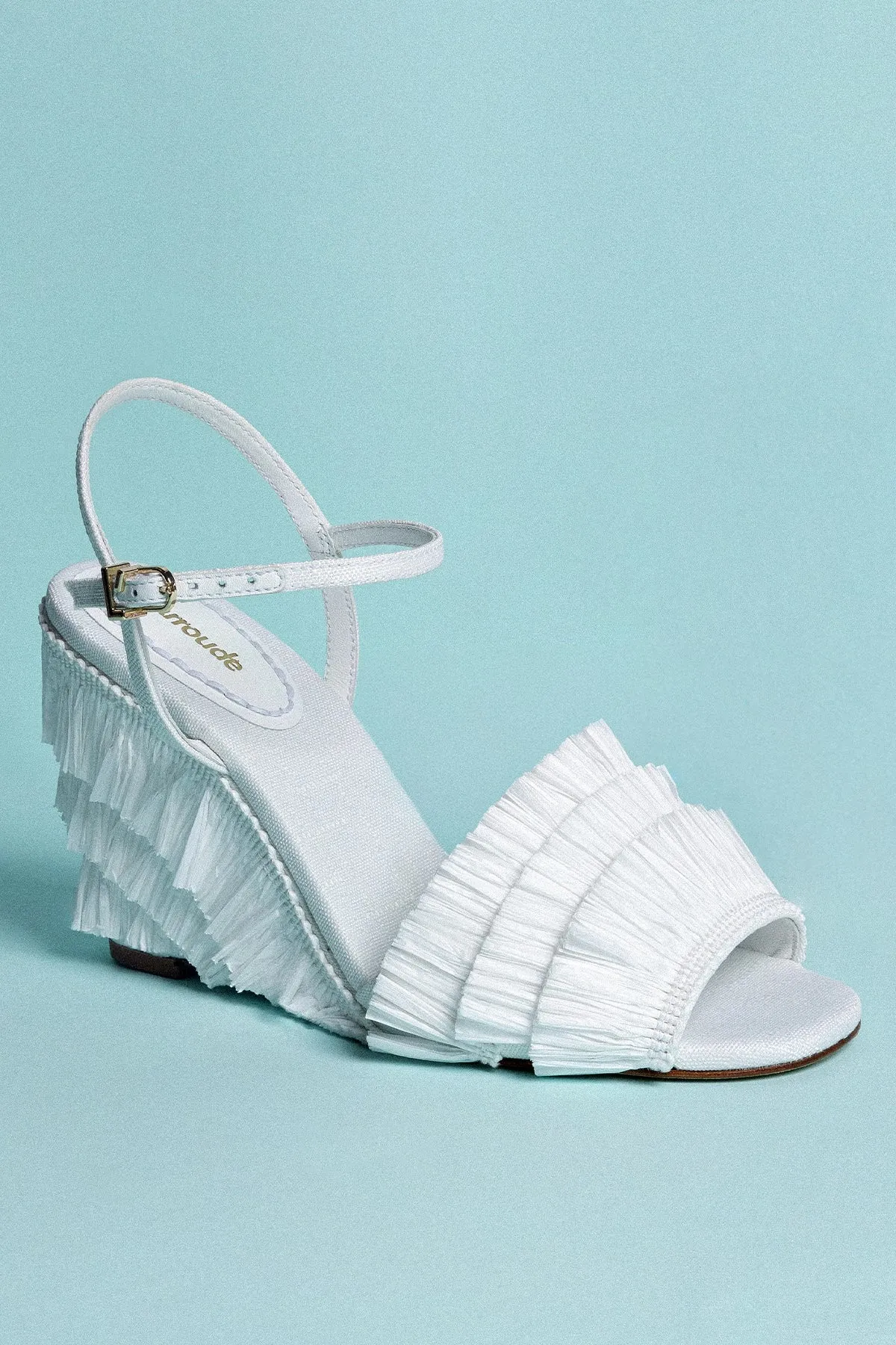 Yves Fringe Wedge In White Raffia
