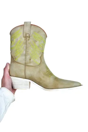Zahara Boots In Sand