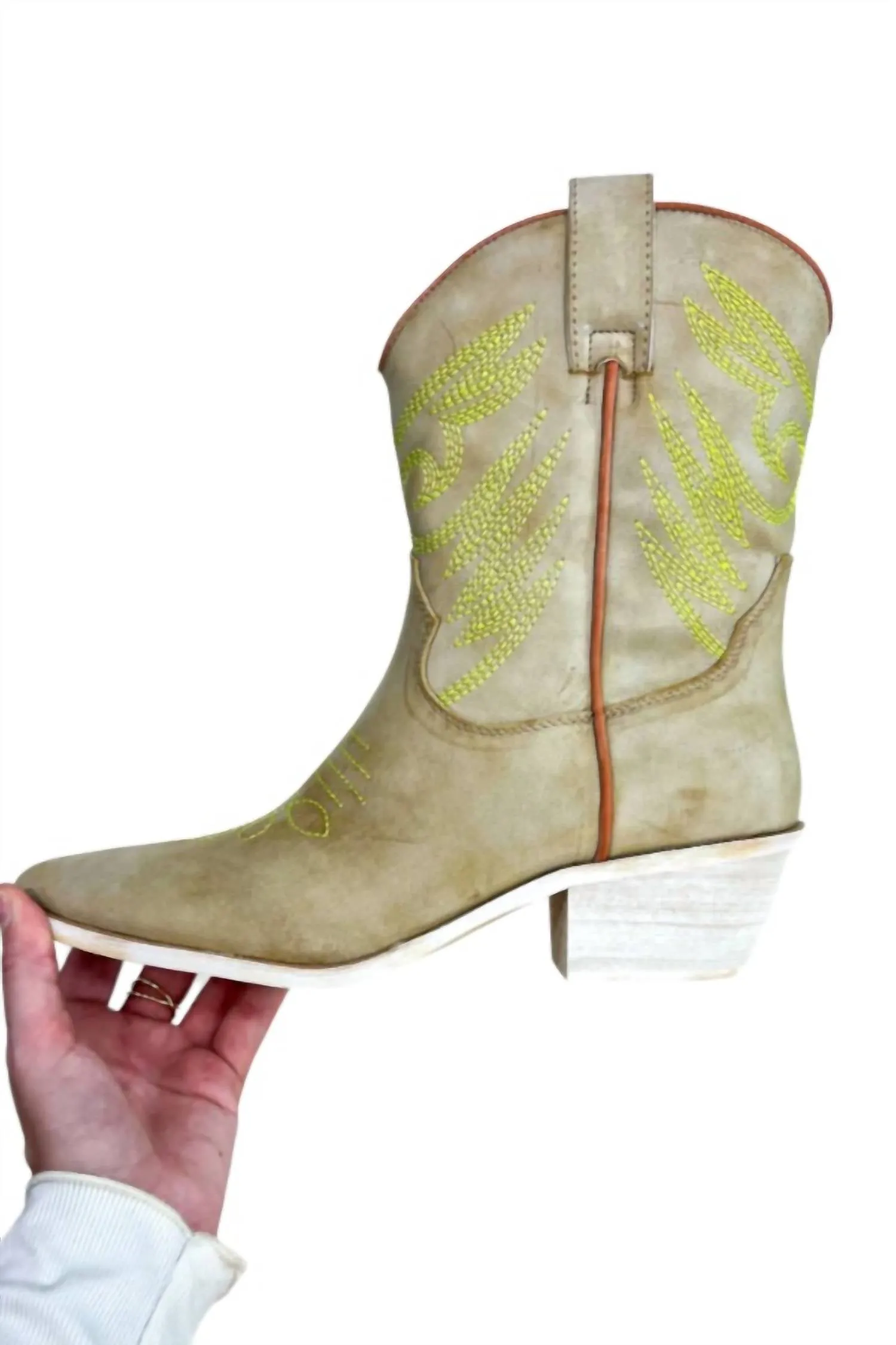 Zahara Boots In Sand